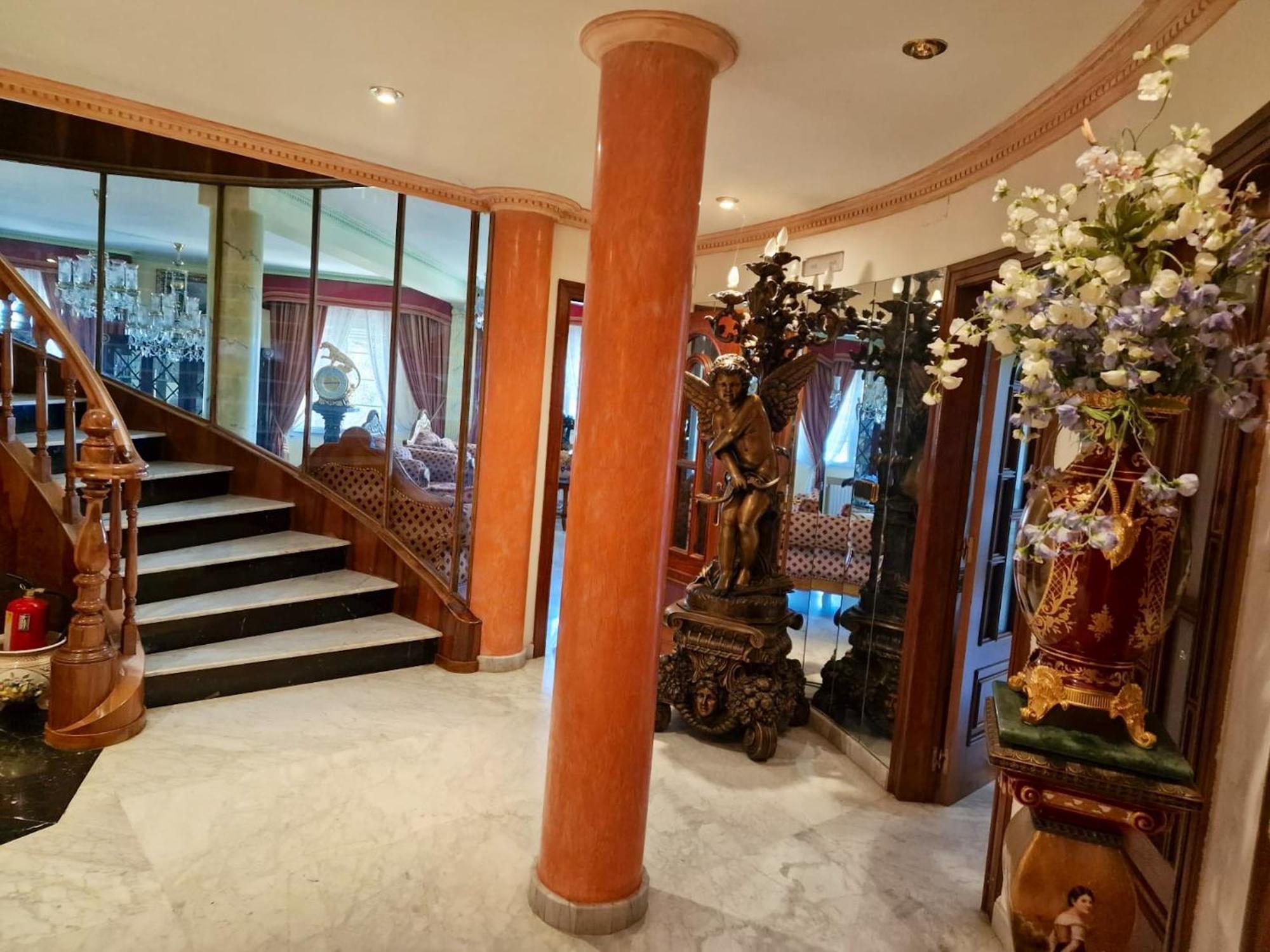 Spacious House With Pool And Garden In Congosto *