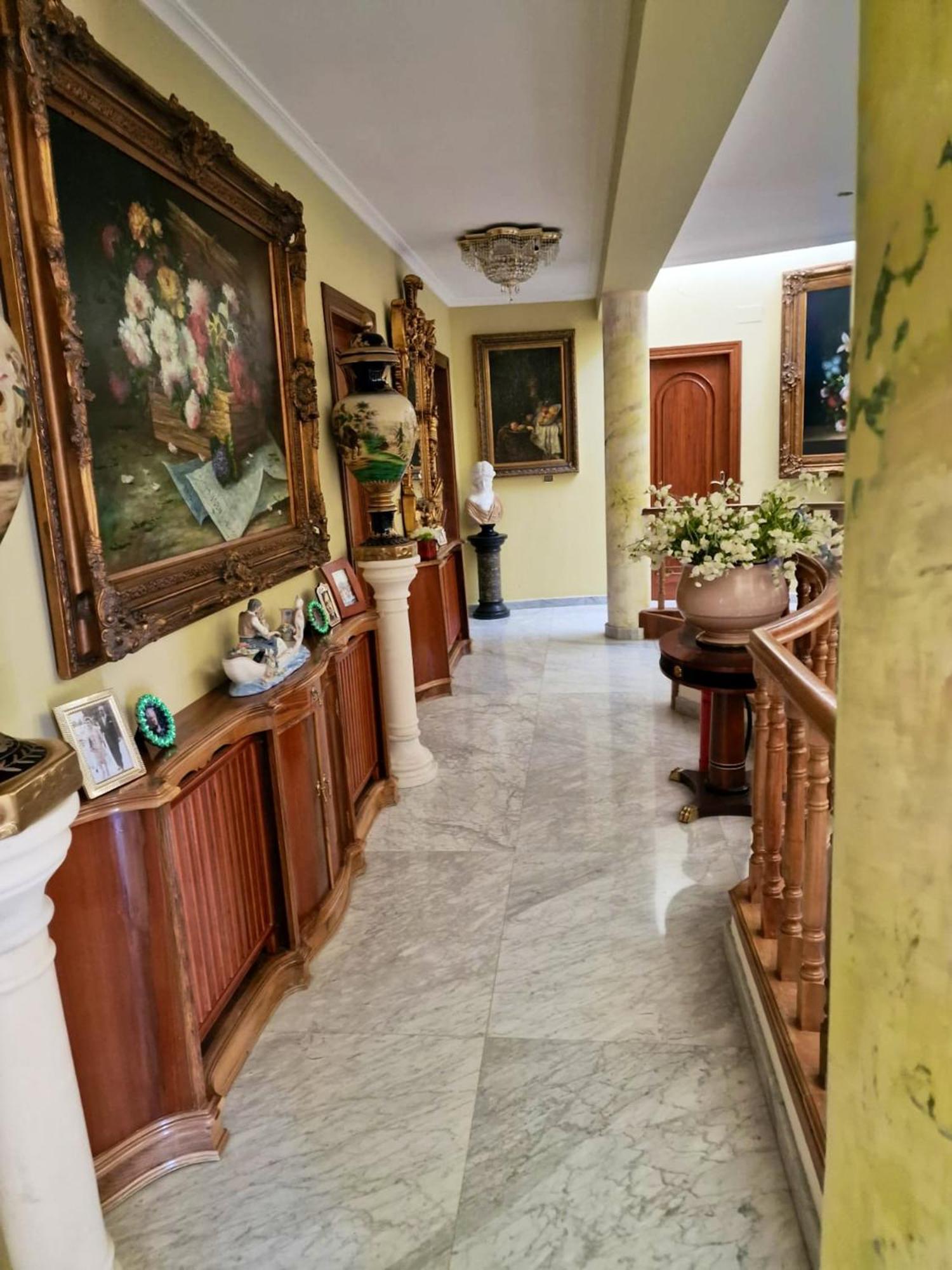 Spacious House With Pool And Garden In Congosto Holiday home