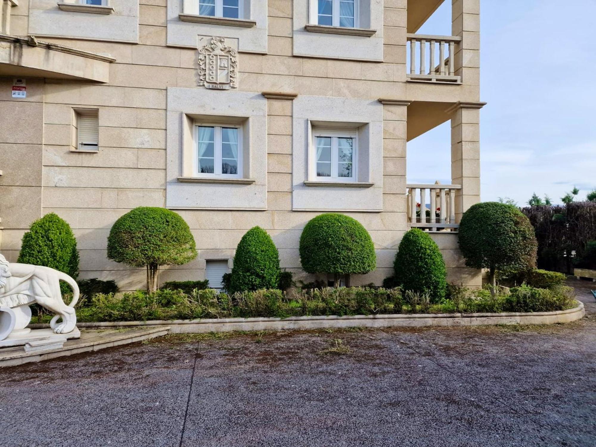 Hébergement de vacances Spacious House With Pool And Garden In Congosto *